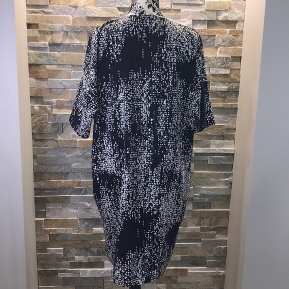 Halston Dress/Tunic Loose Style - Picture 3 of 5